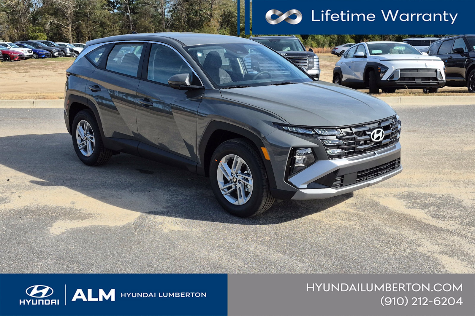 New 2026 Hyundai Tucson SE w/ Tow & Go Package FWD image 4
