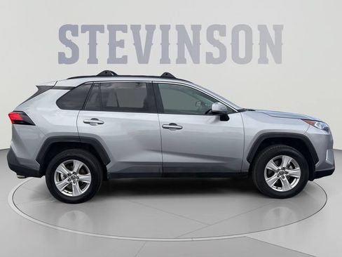 Used 2021 Toyota RAV4 XLE w/ Convenience Package AWD/4WD image 6