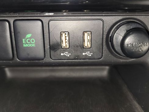 Used 2024 Mitsubishi Eclipse Cross LE image 23