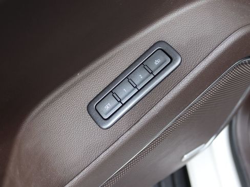 Used 2019 GMC Yukon Denali w/ Open Road Package image 22