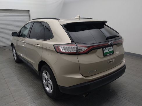Used 2017 Ford Edge SE FWD image 5