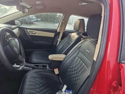 Used 2017 Toyota Corolla LE FWD image 6