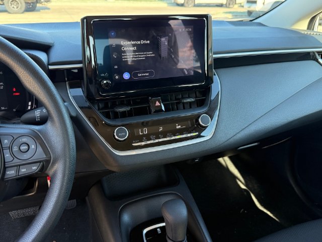 Used 2026 Toyota Corolla LE FWD image 17