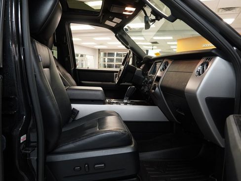 Used 2017 Ford Expedition EL Limited w/ Equipment Group 301A image 27