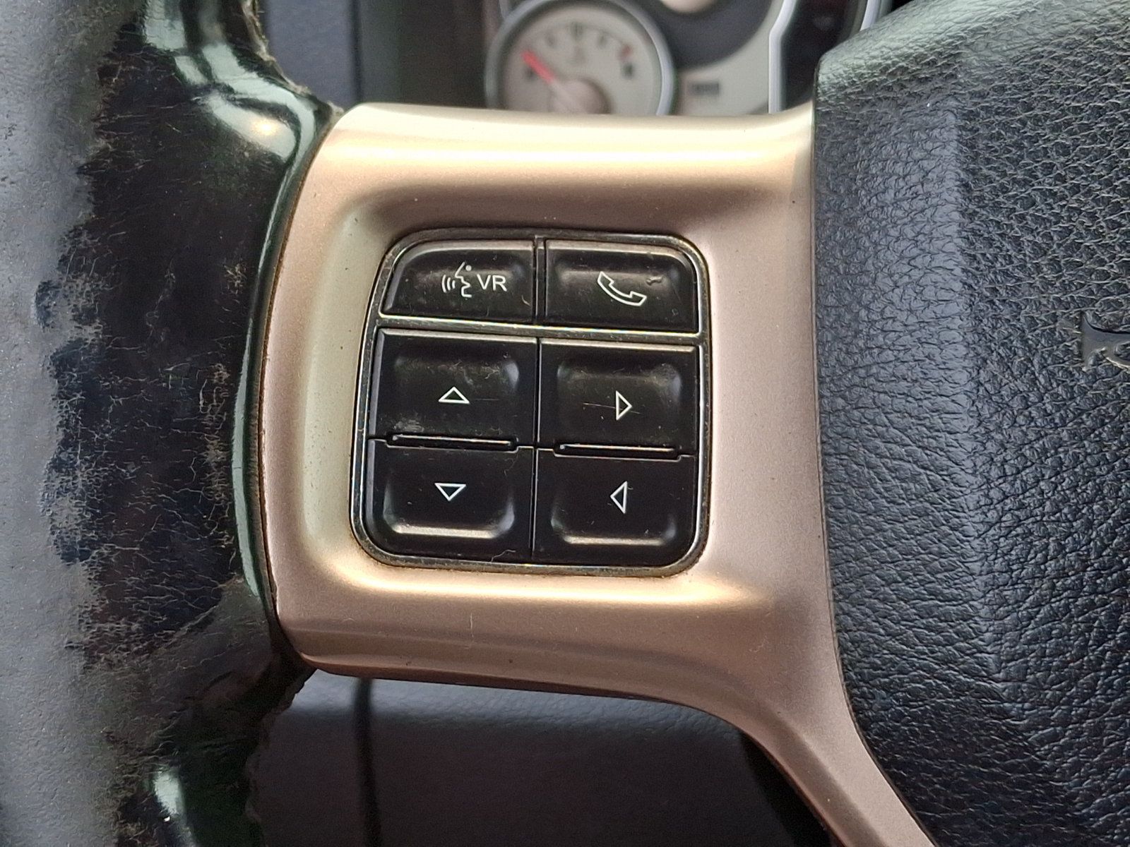 Used 2014 RAM 1500 Laramie Longhorn AWD/4WD image 20