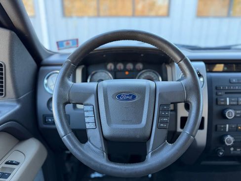 Used 2010 Ford F150 XLT image 25
