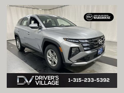 Used 2025 Hyundai Tucson SE AWD/4WD image 1