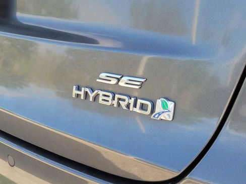 Used 2019 Ford Fusion SE image 10