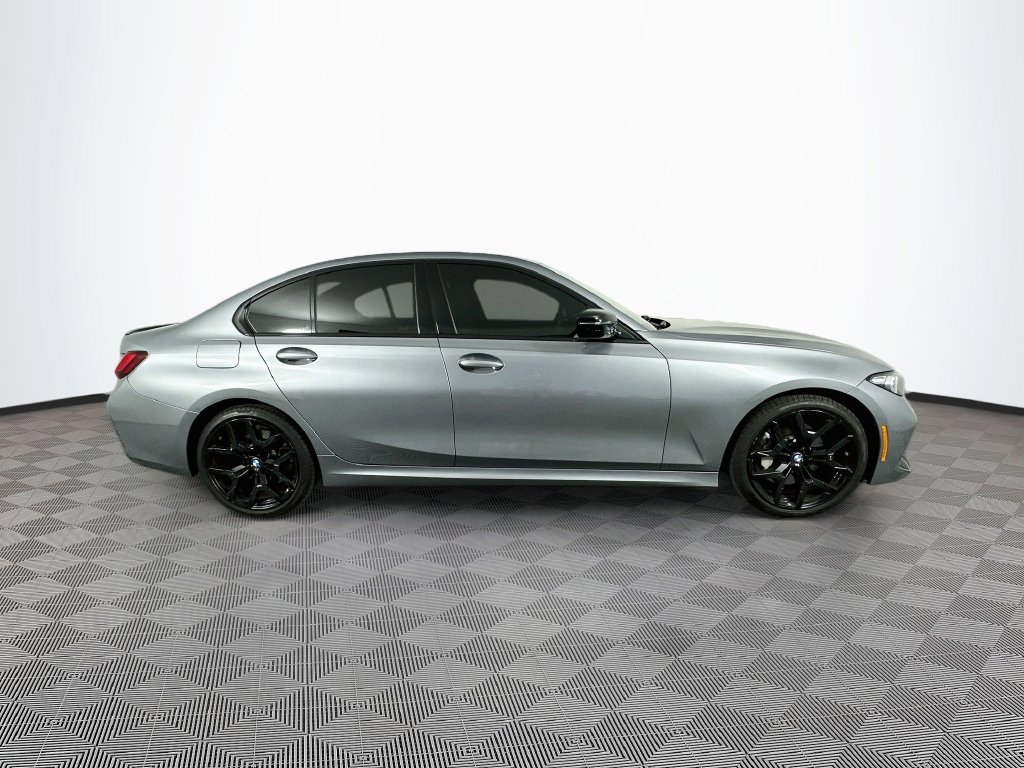 Used 2025 BMW 330i xDrive Sedan w/ M Sport Package AWD/4WD image 11