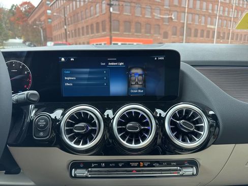 New 2026 Mercedes-Benz GLA 250 4MATIC image 33