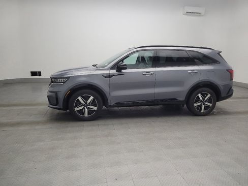 Used 2023 Kia Sorento EX w/ Panoramic Sunroof Package image 2