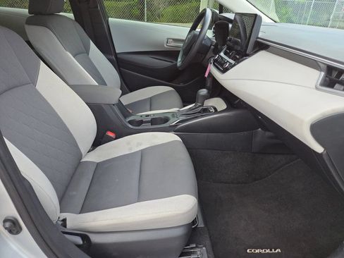 Certified 2025 Toyota Corolla LE FWD image 14
