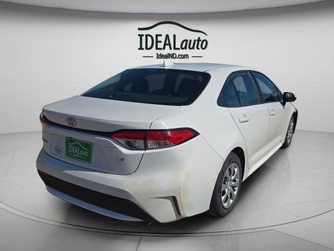 Used 2020 Toyota Corolla LE image 16