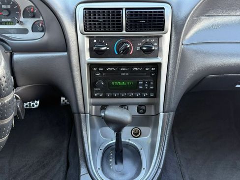 Used 2004 Ford Mustang Mach 1 RWD image 42