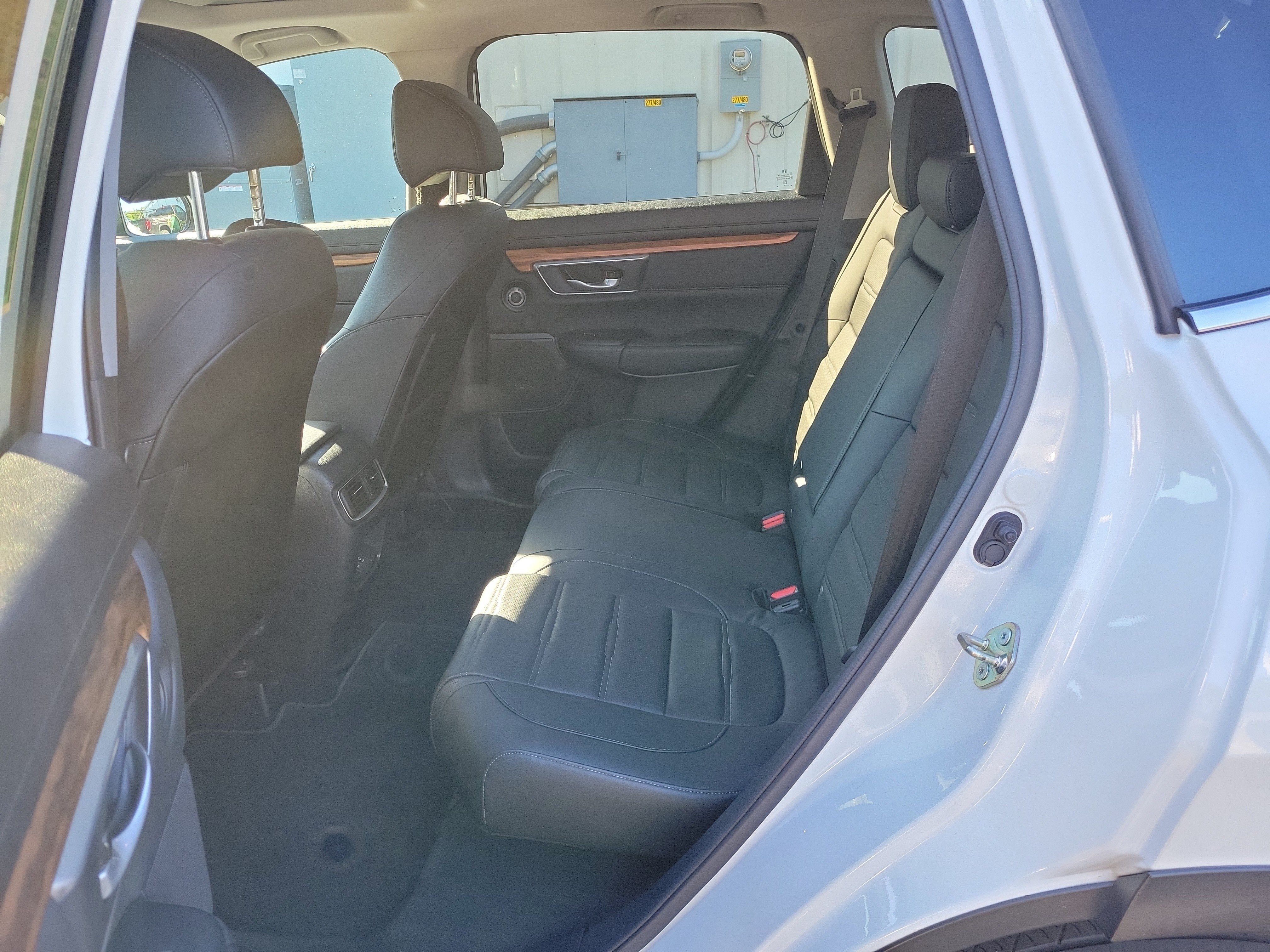 Used 2020 Honda CR-V Touring image 12