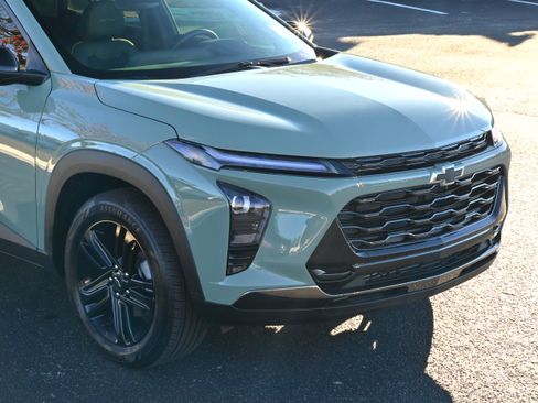 Used 2026 Chevrolet Trax ACTIV w/ Sunroof Package image 28