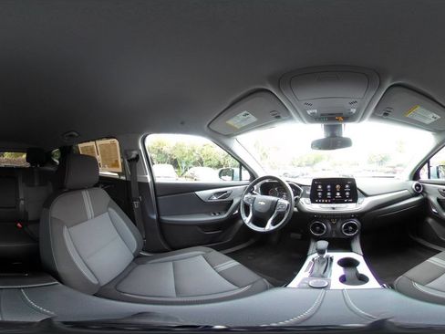Used 2026 Chevrolet Blazer LT FWD image 38