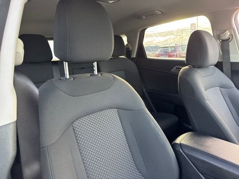 Used 2024 Kia Sportage LX image 25