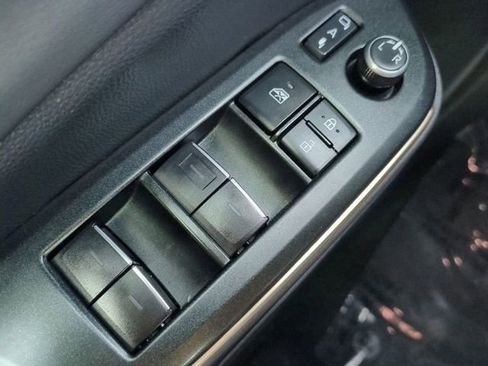 Used 2023 Toyota Crown XLE image 22