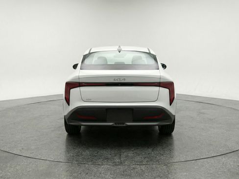 Used 2025 Kia K4 FWD image 7