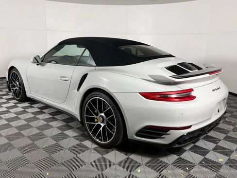 Certified 2019 Porsche 911 Turbo image 3