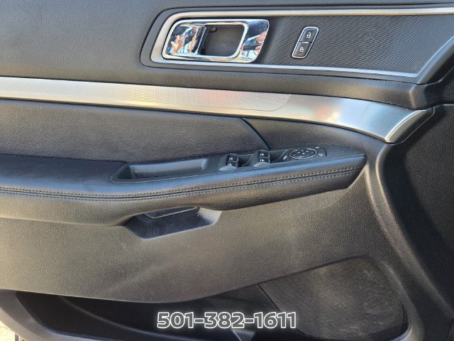 Used 2018 Ford Explorer XLT FWD image 29
