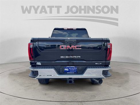 New 2025 GMC Sierra 2500 SLT image 4
