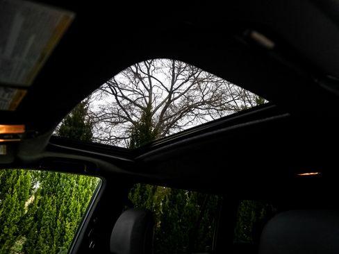 Used 2023 Lexus GX 460 Premium w/ Premium Package image 28