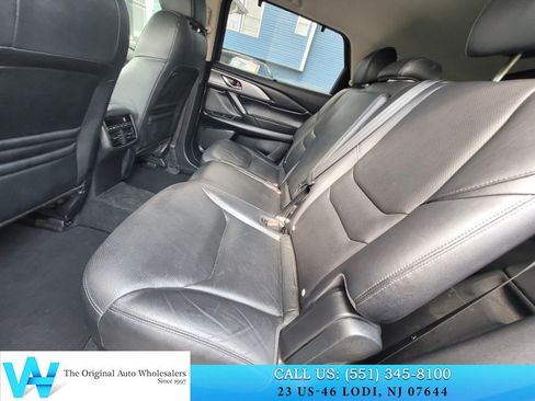 Used 2018 MAZDA CX-9 Touring w/ Touring Premium Package AWD/4WD image 14
