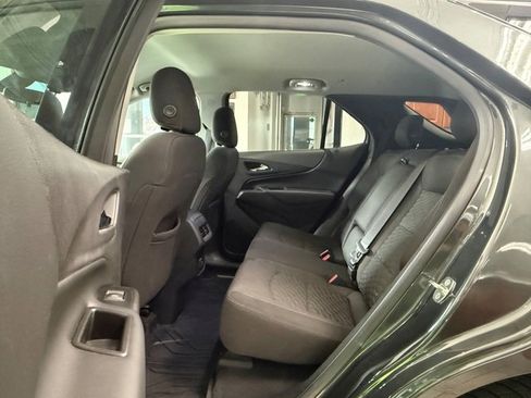 Used 2019 Chevrolet Equinox LT image 6