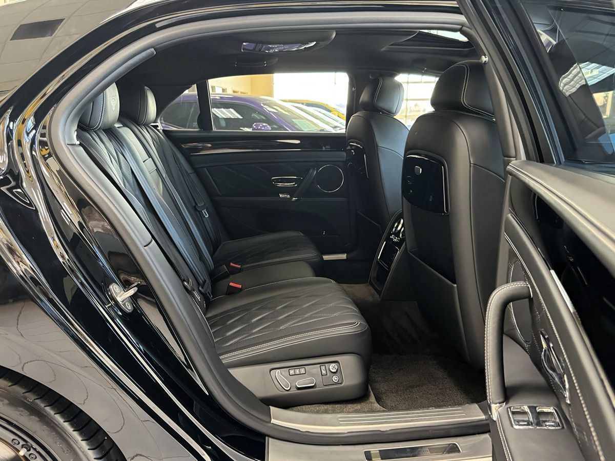 Used 2014 Bentley Flying Spur W12 AWD/4WD image 53