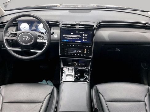 Certified 2023 Hyundai Tucson Limited AWD/4WD image 16