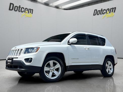 Used 2015 Jeep Compass Latitude AWD/4WD image 5