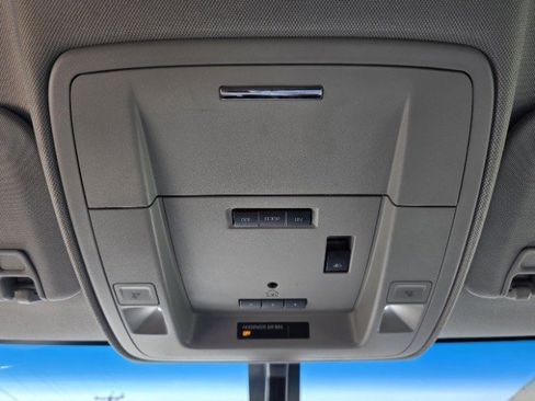 Used 2018 Chevrolet Silverado 1500 LTZ w/ Texas Edition image 44