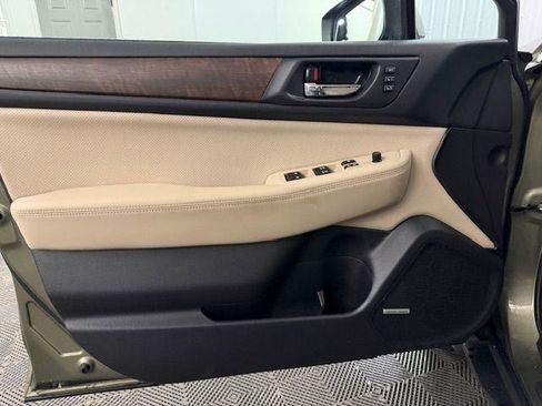 Used 2016 Subaru Outback 2.5i Limited image 7