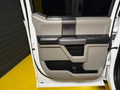 Used 2018 Ford F150 XLT image 15