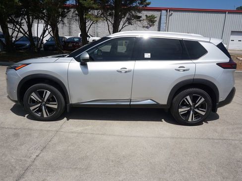 Used 2023 Nissan Rogue Platinum w/ Platinum Premium Package image 19