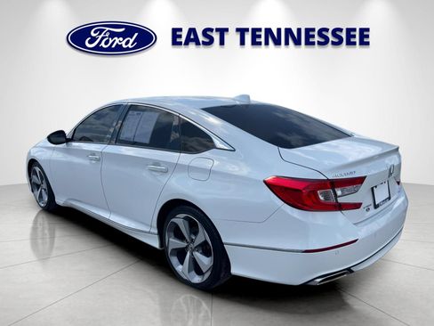 Used 2020 Honda Accord Touring image 5