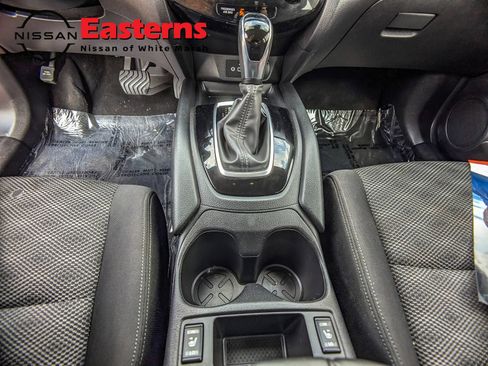Used 2019 Nissan Rogue Sport SV w/ All-Weather Package AWD/4WD image 13