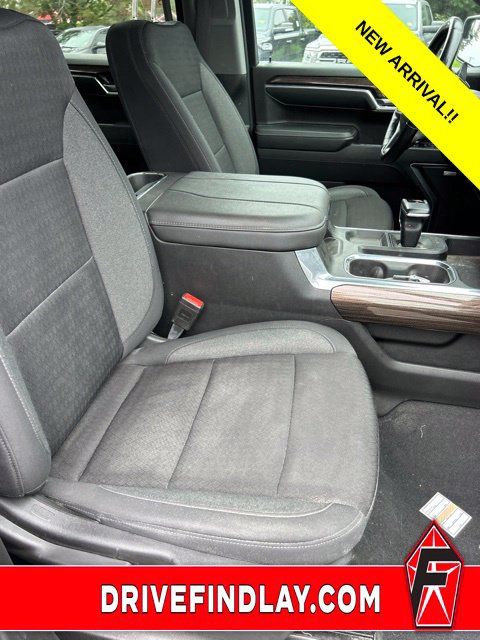 Used 2024 Chevrolet Silverado 1500 RST w/ Convenience Package II AWD/4WD image 5