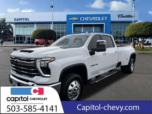 Used 2025 Chevrolet Silverado 3500 LTZ image 9