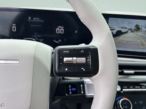 New 2026 Hyundai Santa Fe SEL FWD image 32