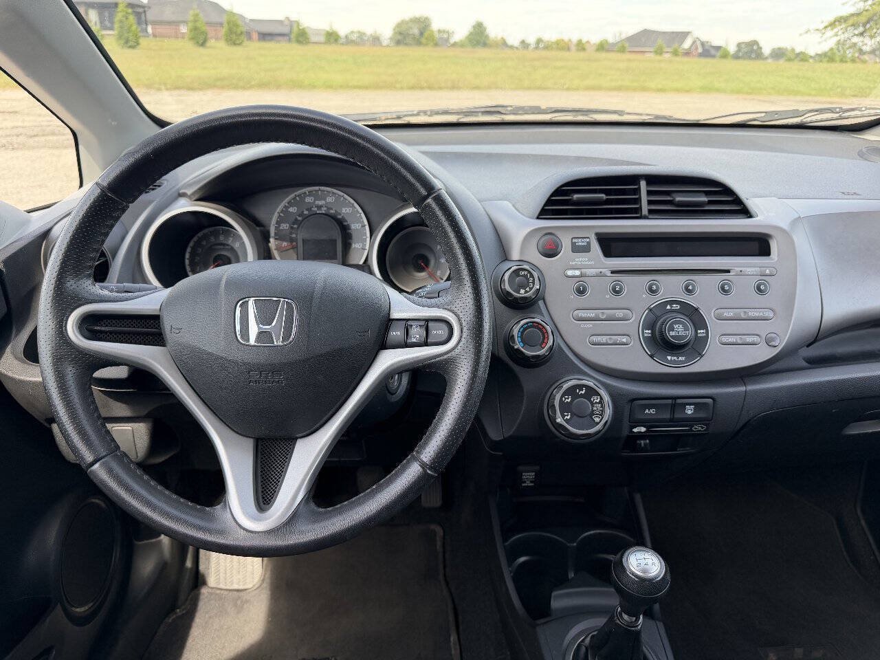 Used 2011 Honda Fit Sport image 12