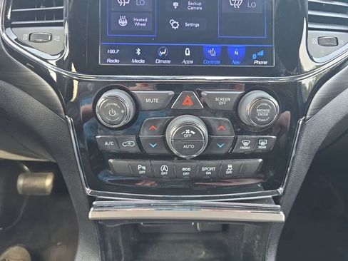 Used 2019 Jeep Grand Cherokee Altitude image 29