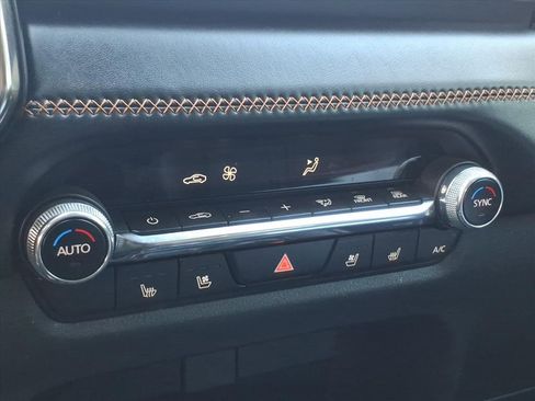 Used 2023 MAZDA CX-50 AWD 2.5 S w/ Premium Plus Pkg image 12