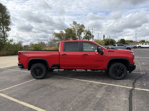 New 2026 Chevrolet Silverado 2500 LT w/ Trail Boss Package image 4