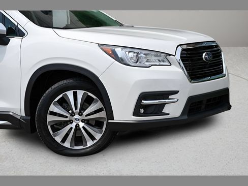 Used 2019 Subaru Ascent Touring w/ Popular Package #3 AWD/4WD image 10