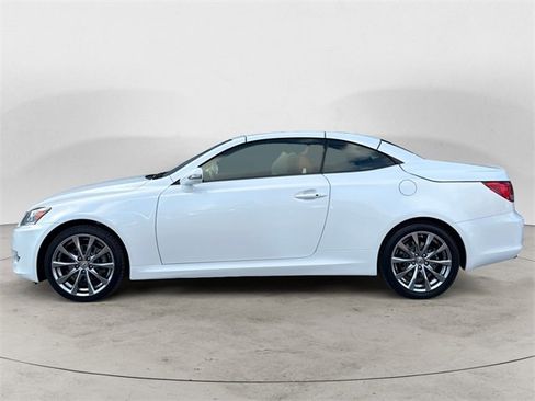 Used 2013 Lexus IS 250C image 4