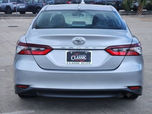 Used 2023 Toyota Camry LE FWD image 6