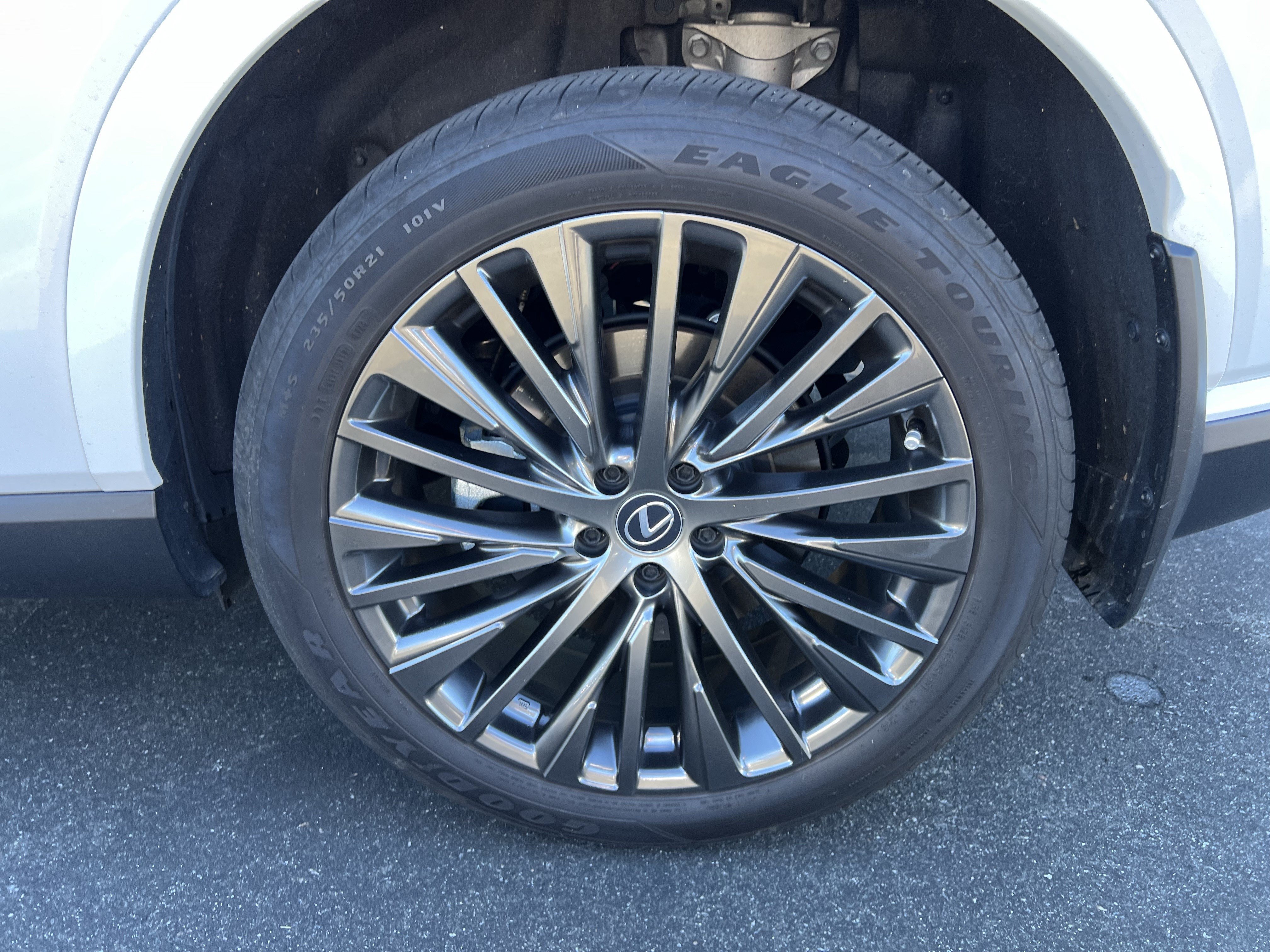 Used 2023 Lexus RX 350 FWD w/ Accessory Package image 13